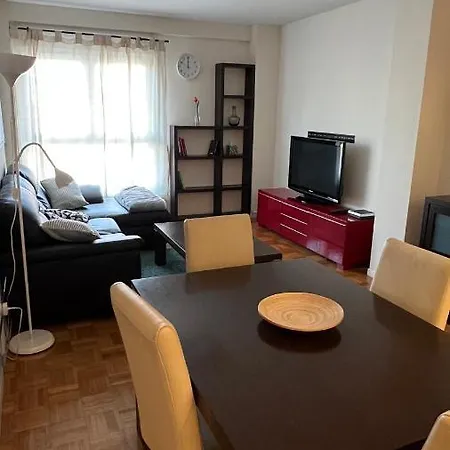 Naia's Living アパート *